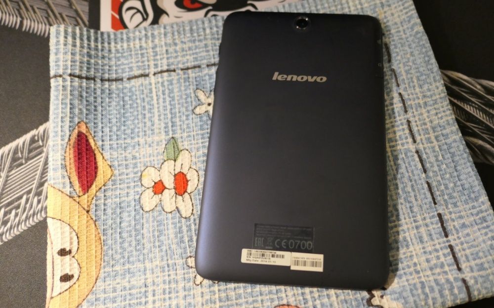 Lenovo A3500 планшет