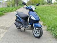 Skuter Piaggio FLY 125/50 4T 125 zarejestrowany na 50