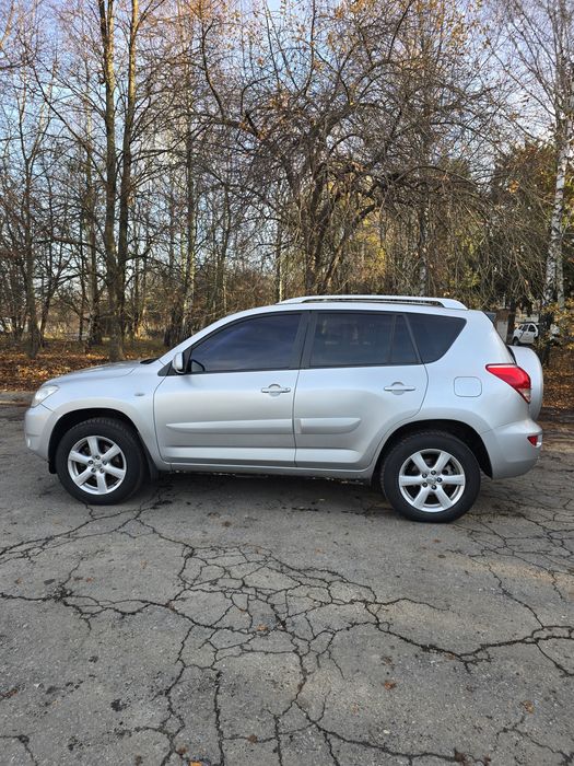 Продам Toyota Rav4 4x4. 6750$