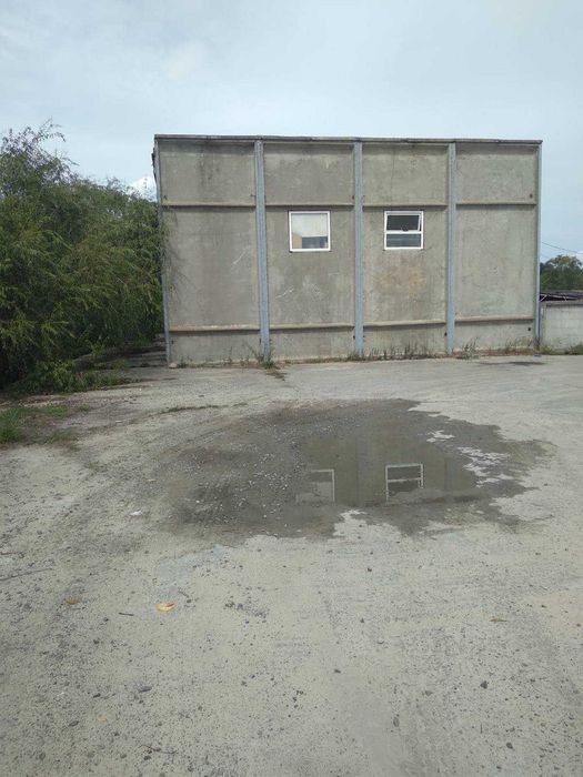 монолітно-збірне приміщення, електроопори, плити перекриття.