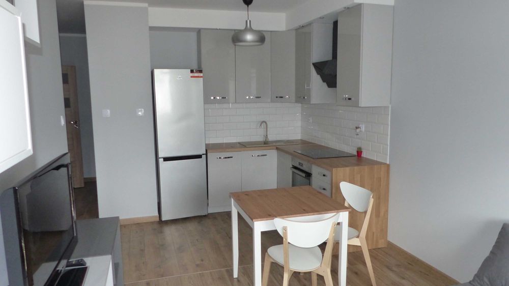 Mieszkanie 2-pokoje+garderoba 42m2, okolice JP2