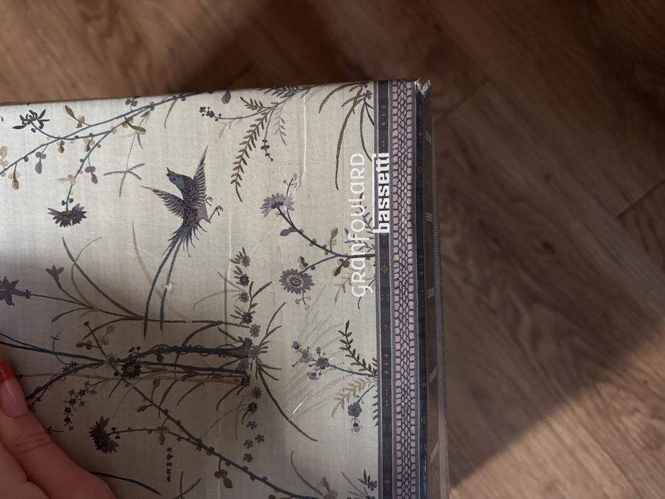 Nowa narzuta na łóżko Granfoulard Bassetti Fong 270x250 cm