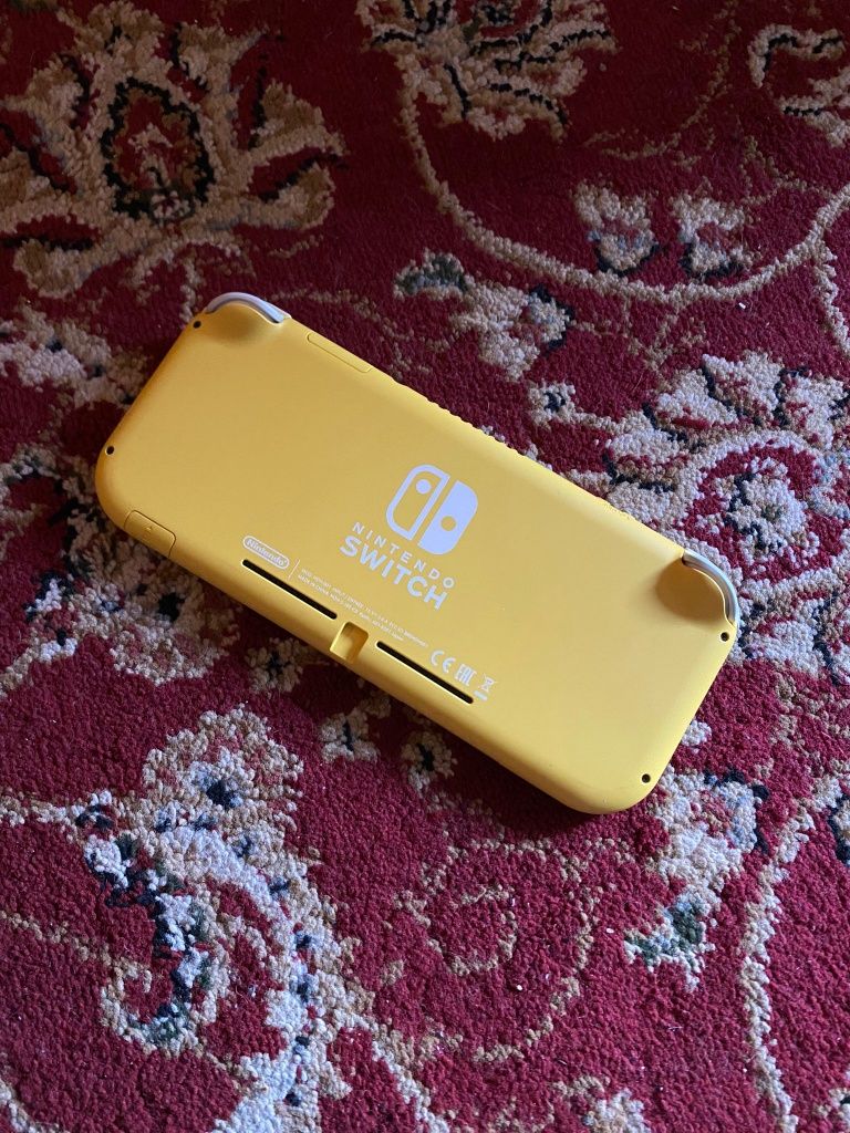 Vendo Nintendo , usado muito pouco, quase novo muito bom estado