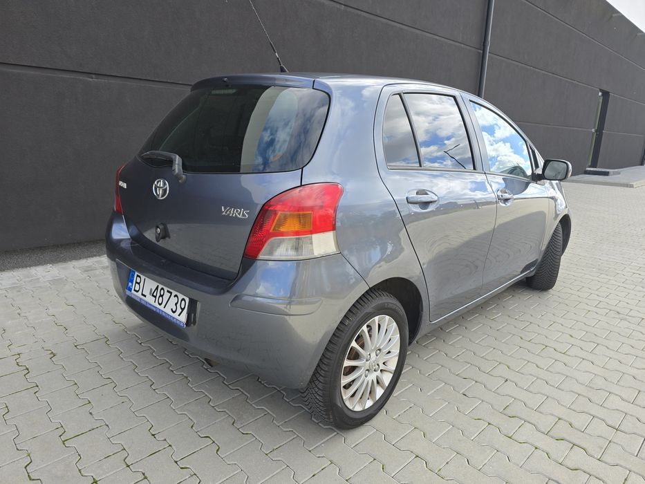 Toyota Yaris 1.33 lift niski przebieg