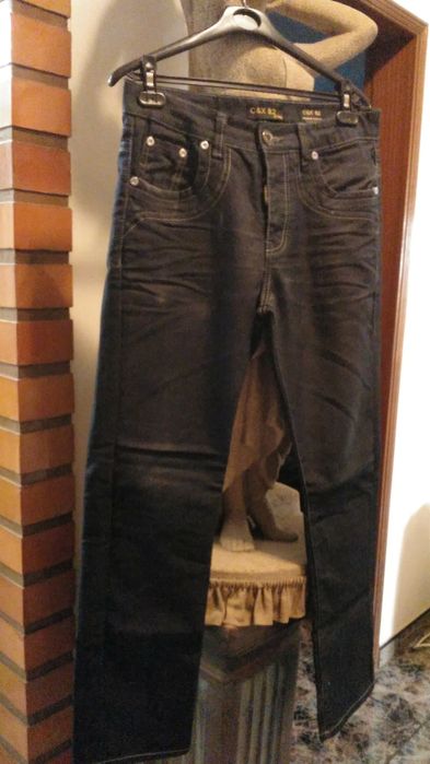 8 Calças em bom estado vários tamanhos