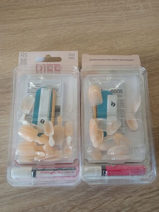 Набір накладних гелевих нігтів Kiss