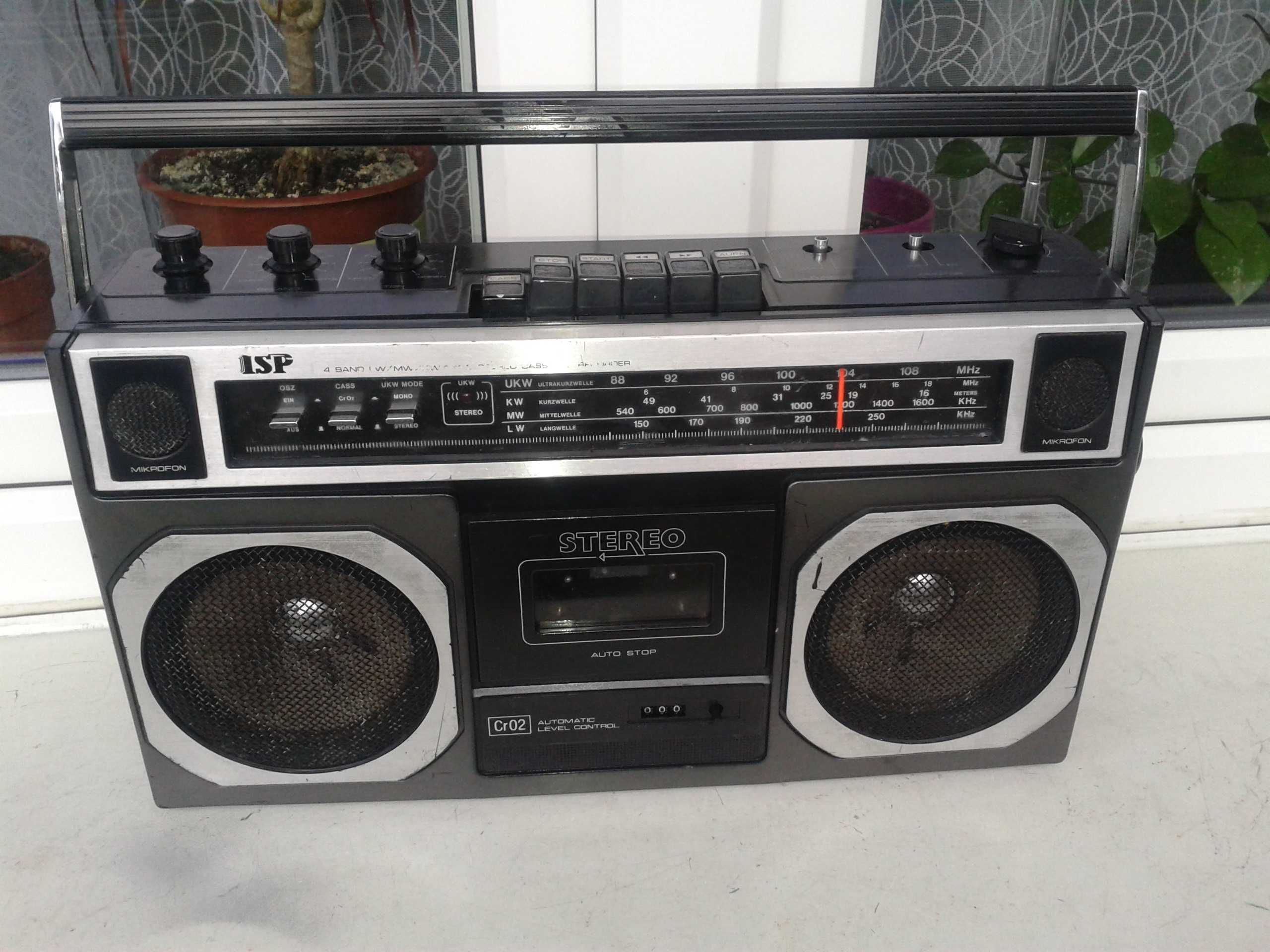 Radiomagnetofon "ISP STR-421"
