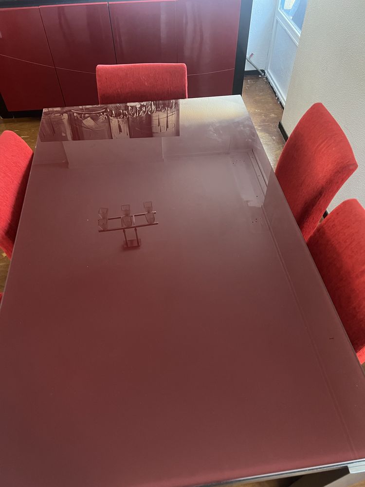 Mesa de Jantar Extensível com 6 Cadeiras – Excelente Estado