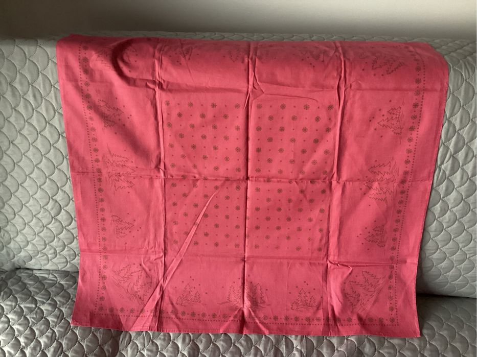 Nowy obrus/ serweta swiateczna rozowa