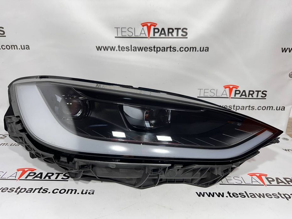 Tesla model X plaid тесла плейд фари тесла запчастини