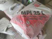 Tynk cementowo wapienny MPI 25 L 30 kg Baumit