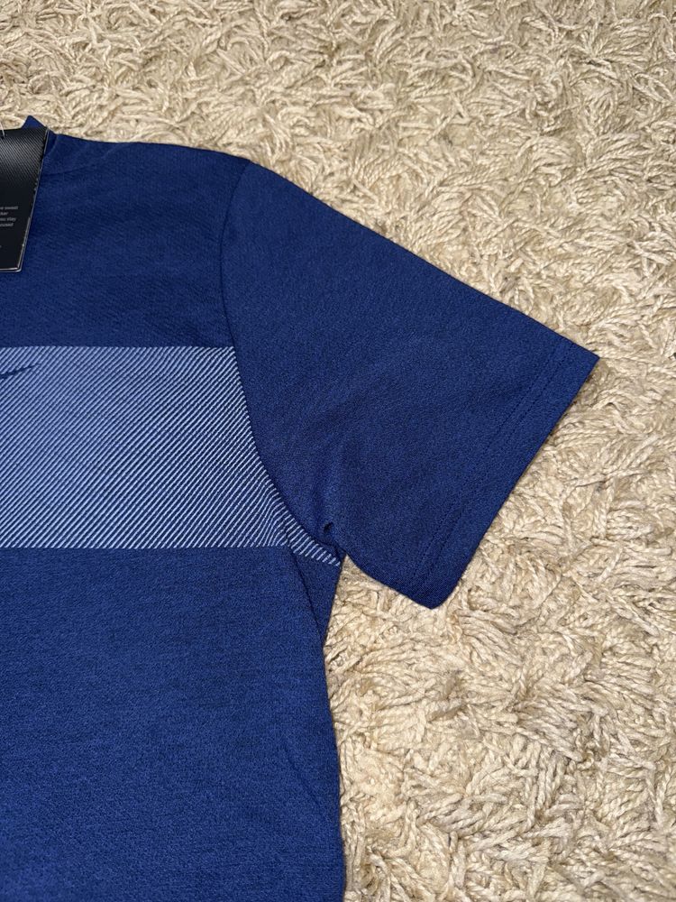 Новая футболка Nike dri fit оригинал хл