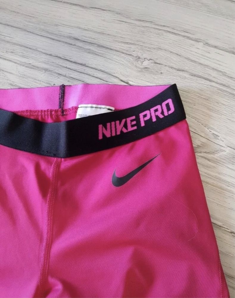 Leginsy Nike pro , na silownie fitness