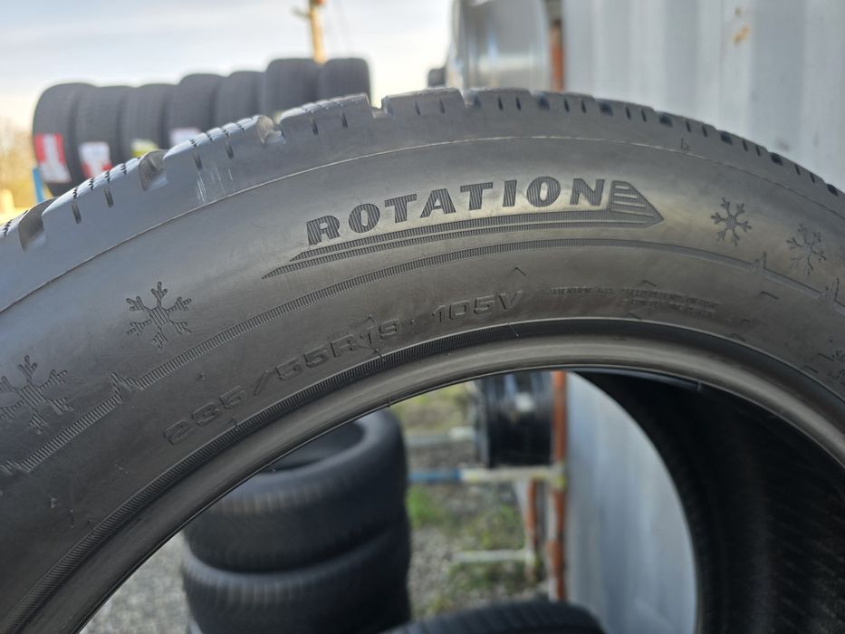 Шини 235.55.19 Dunlop made in Germany 2023р.в.