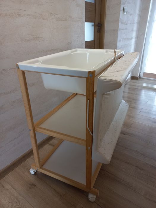 Przewijak/wanienka/regał