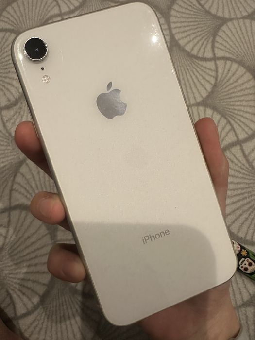 Iphone XR 64Gb 77% de bateria