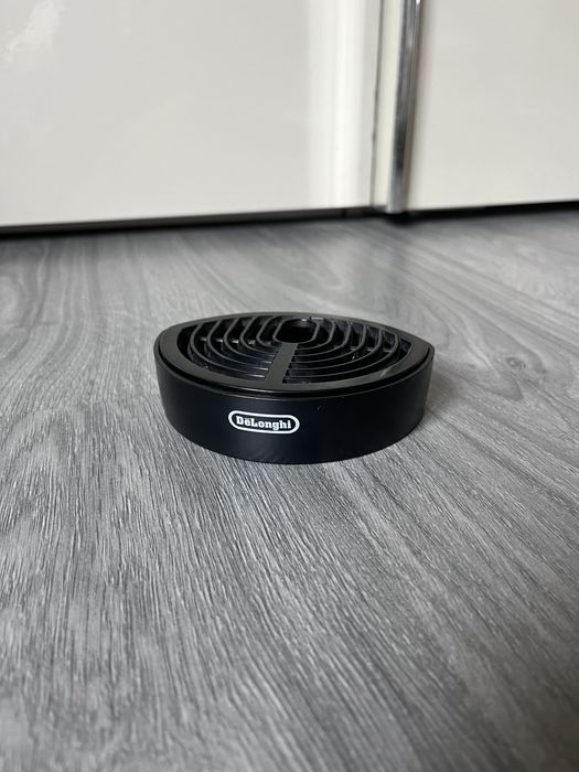 Підставка для кавоварки Delonghi