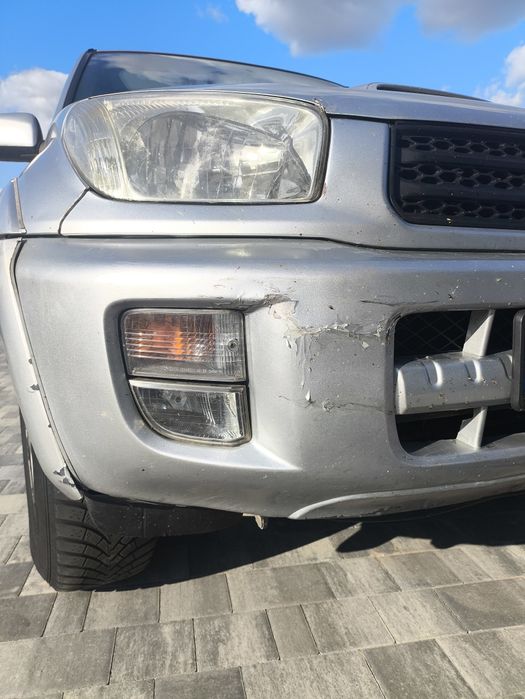 Toyota RAV4 II 2003r. D4D 116
