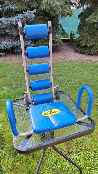 Kołyska do ćwiczeń mięśni brzucha