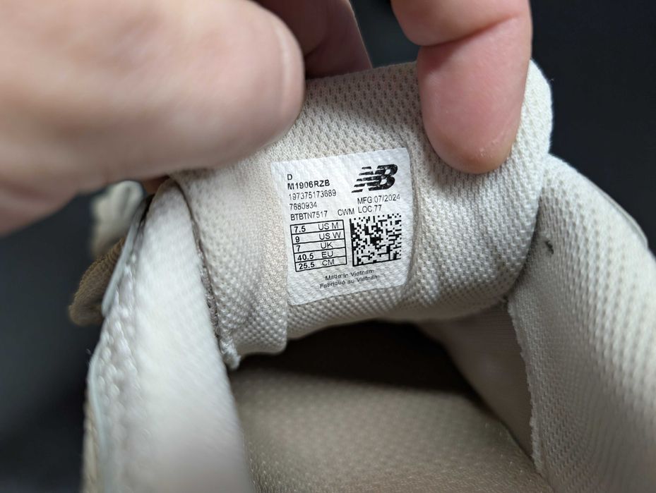 Оригінал Кросівки жіночі (40.5,26 см) New Balance 1906R Brown M1906RZB