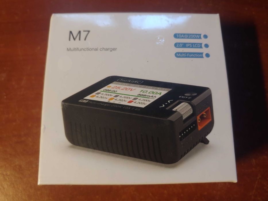 продам toolkitrc m7  з блоком живлення