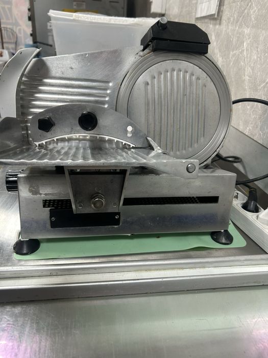 Слайсер професійний