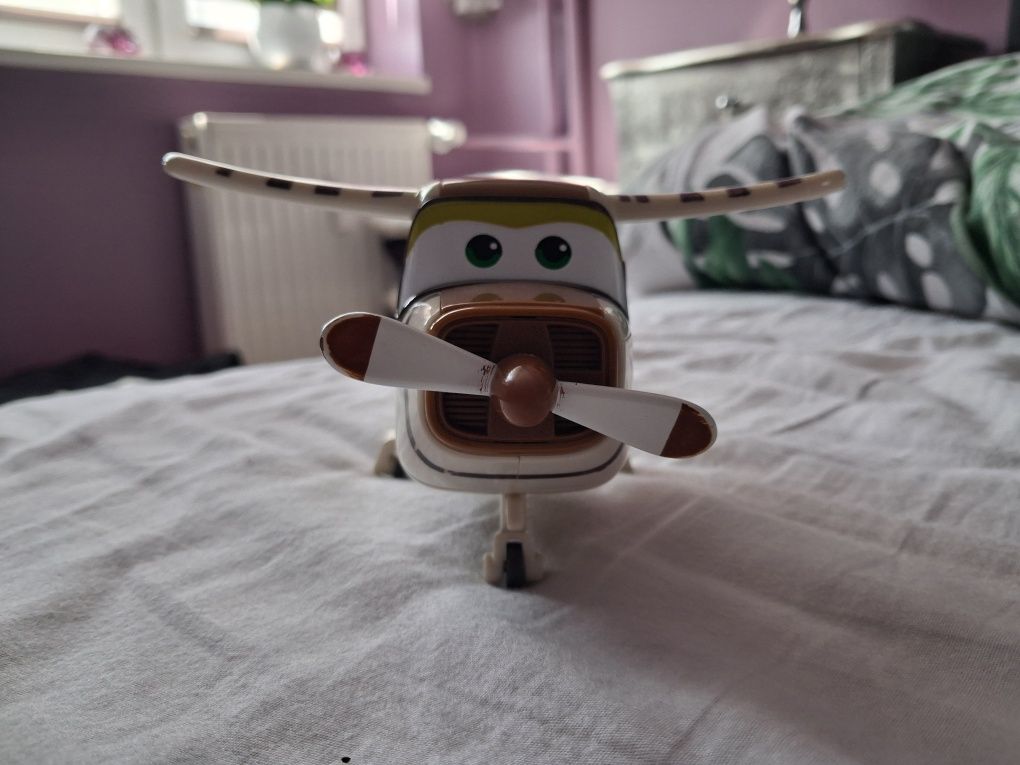 Zabawka samolot super wings