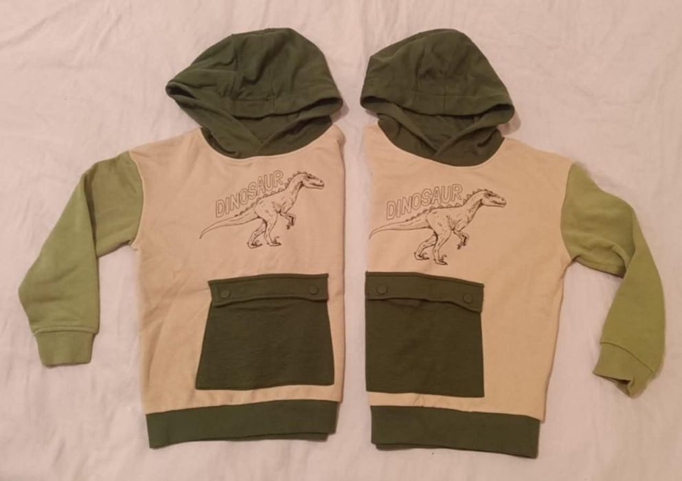 Dwie bluzy z kapturem- kangurki