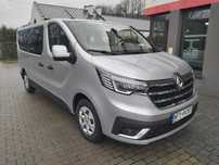 Wynajem busów 9 osobowych Renault Trafic LONG