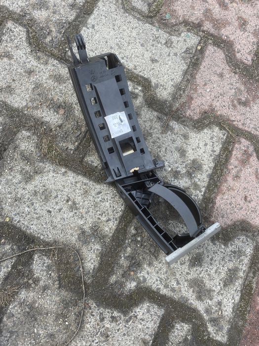 Uchwyt Na Kubek Napoj BMW E83 X3 Europa