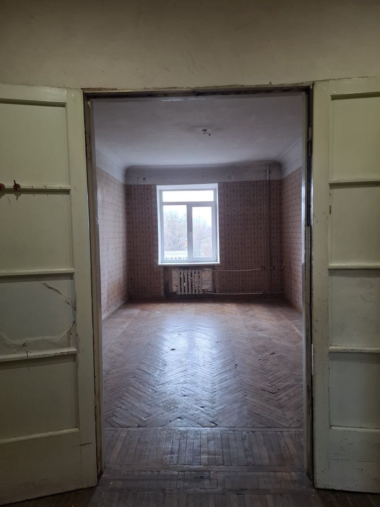 Продается 4-комнатная квартира  Поселок Артема, ул. Дизельная
