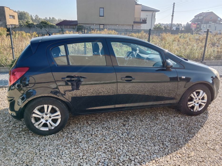 Opel Corsa 2010 r