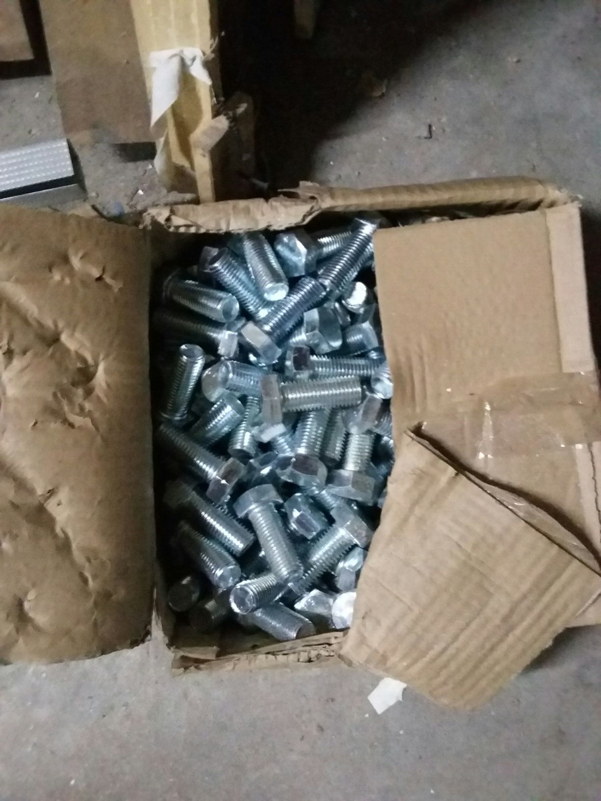 Śruba M20x50 kl. 5,8