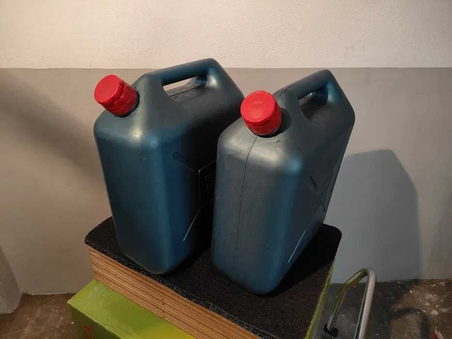 Jerrycans de 20L - deposito de combustível