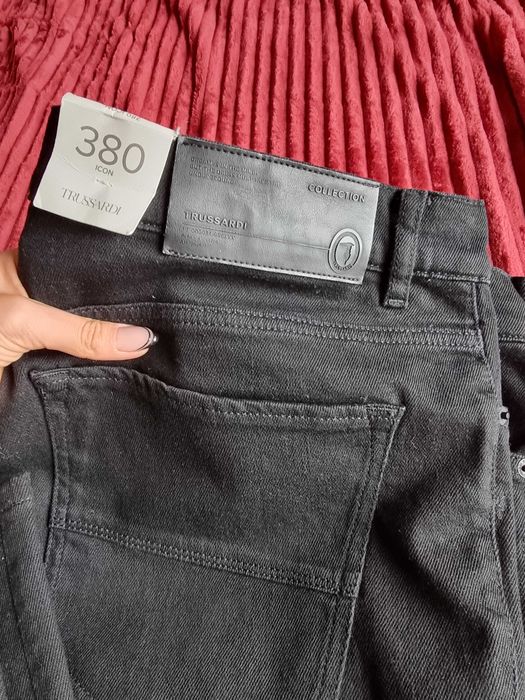 Męskie jeansy Trussardi. Nowe.  Rozmiar 38