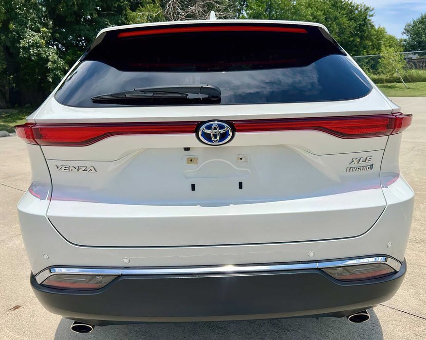 Toyota Venza      2021