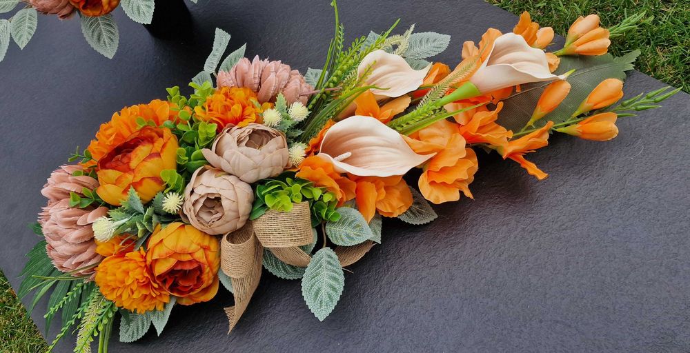 Kompozycja kwiatowa na grób cmentarz stroik ikebana Z264