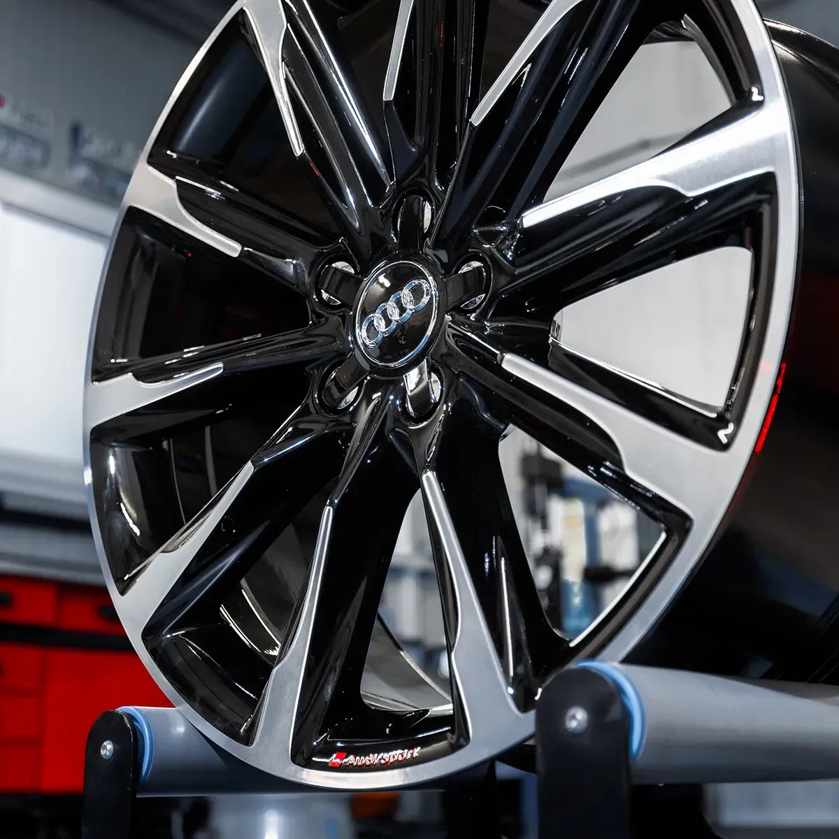 NOWE Oryginalne Felgi Audi 19 A5 A6 A7 A8 Q3 Q5 Q7