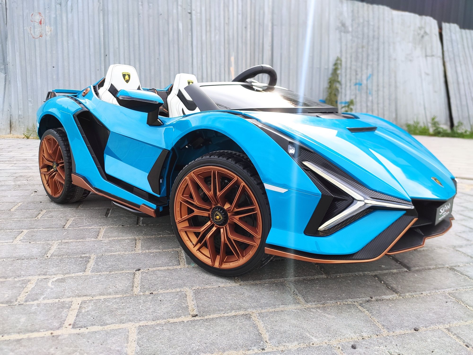Auto pojazd samochód na akumulator dla dzieci Lamborghini SIAN 4x4 24V