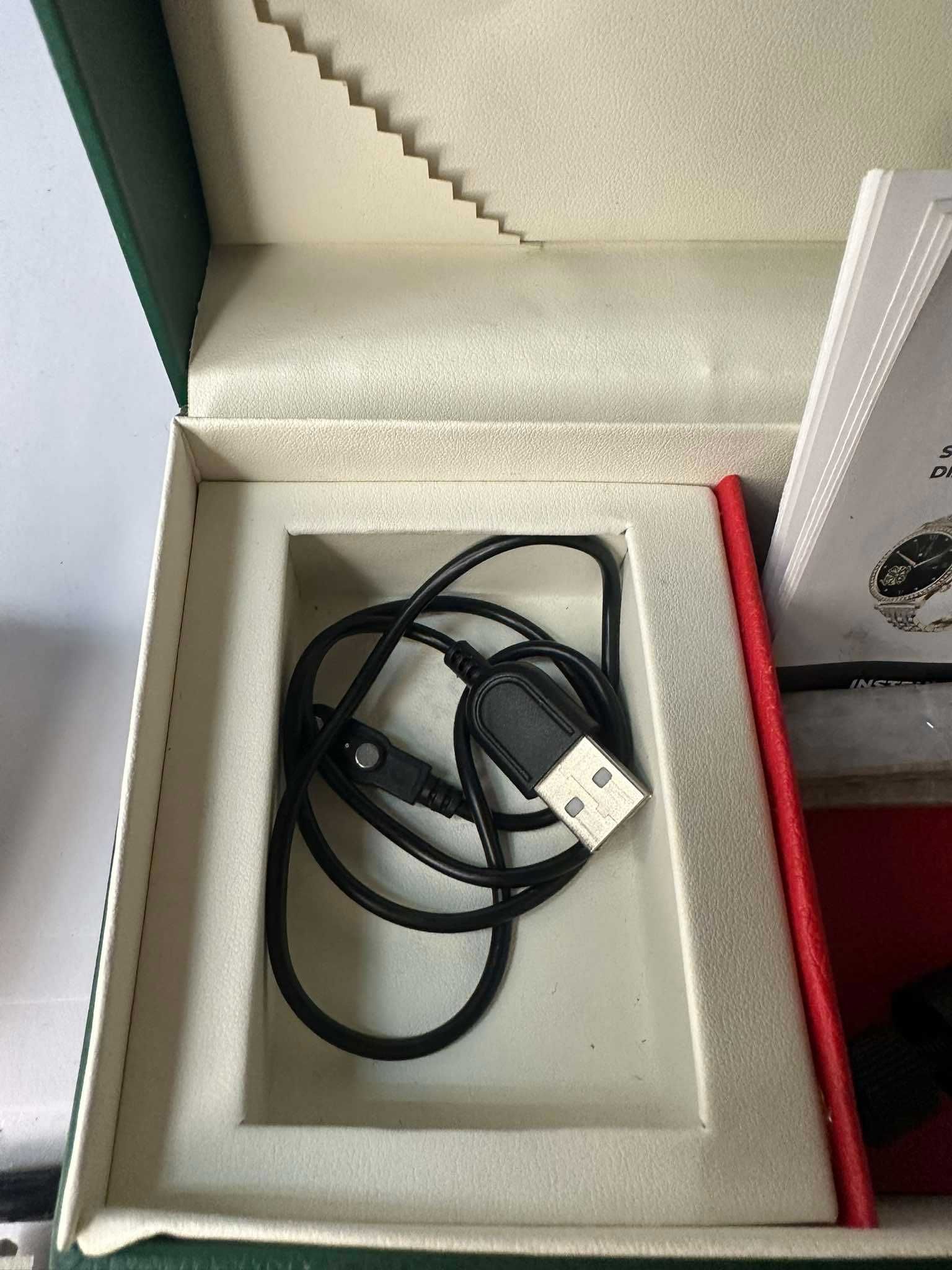 Smartwatch MANTA SWD01GD (732/25) tyl