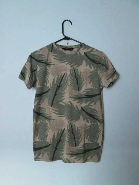 Bawełniana koszulka t-shirt w zielone liście