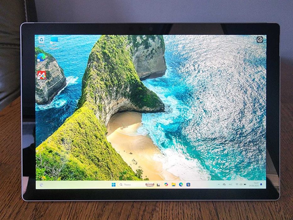 Surface PRO5 12.3" QHD i7 16gb 512GB 36часов наработки 0% износ АКБ