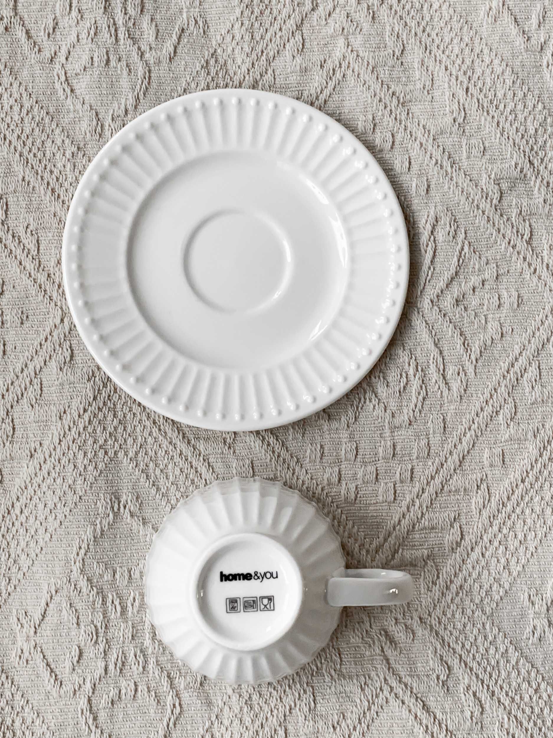 home&you filiżanka ze spodkiem Carrina porcelana biała 120 ml