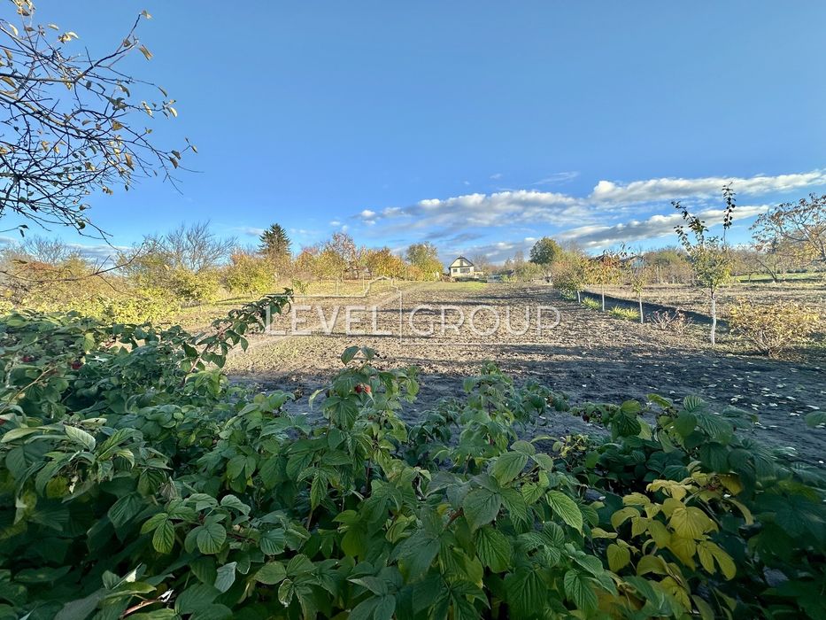 Без % Будинок з чудовою доглянутою ділянкою у селі Германівка, центр