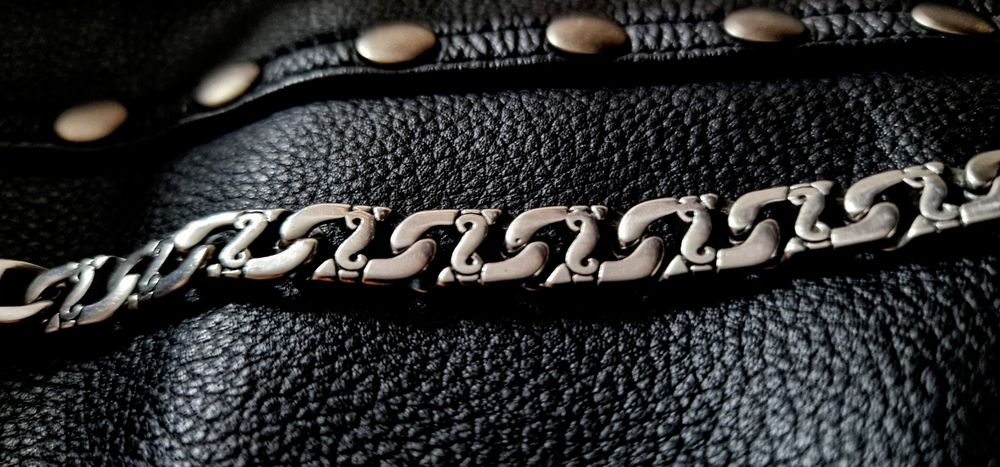 Atrakcyjna stalowa bransoletka nordycka celtycka łańcuszek pancerka