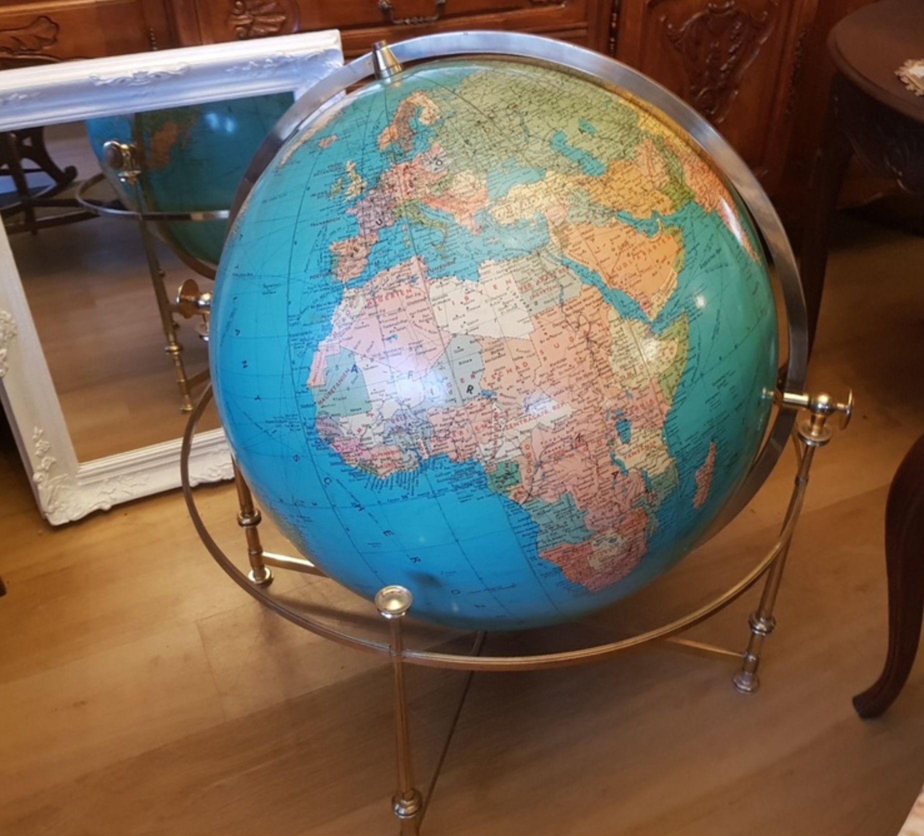 Unikatowy olbrzymie GLOBUS w mosieznej ramie. OBWÓD KULI - 198 cm
