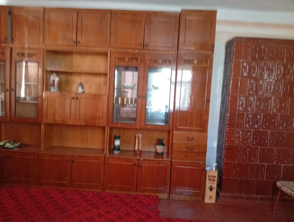 Продається будинок в центрі міста