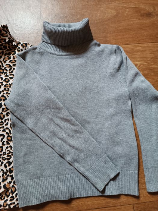 Водолозки, гольфики, кофточки для дівчинки 4-5 років