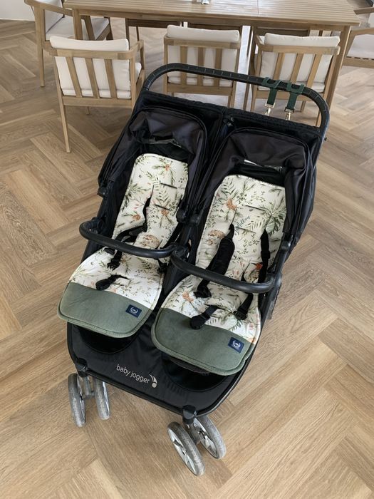 Wózek dziecięcy podwójny Baby Jogger Double La Millou akcesoria