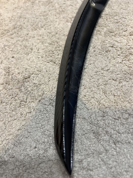 Tesla Y спойлер тесла